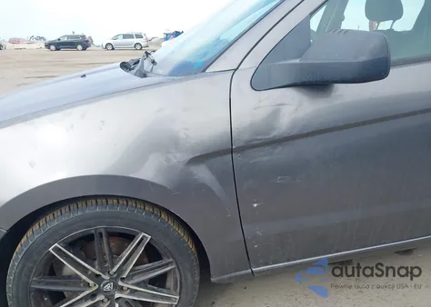 2009 Ford Focus Se z USA, uszkodzony, nr VIN 1FAHP35N59W102818